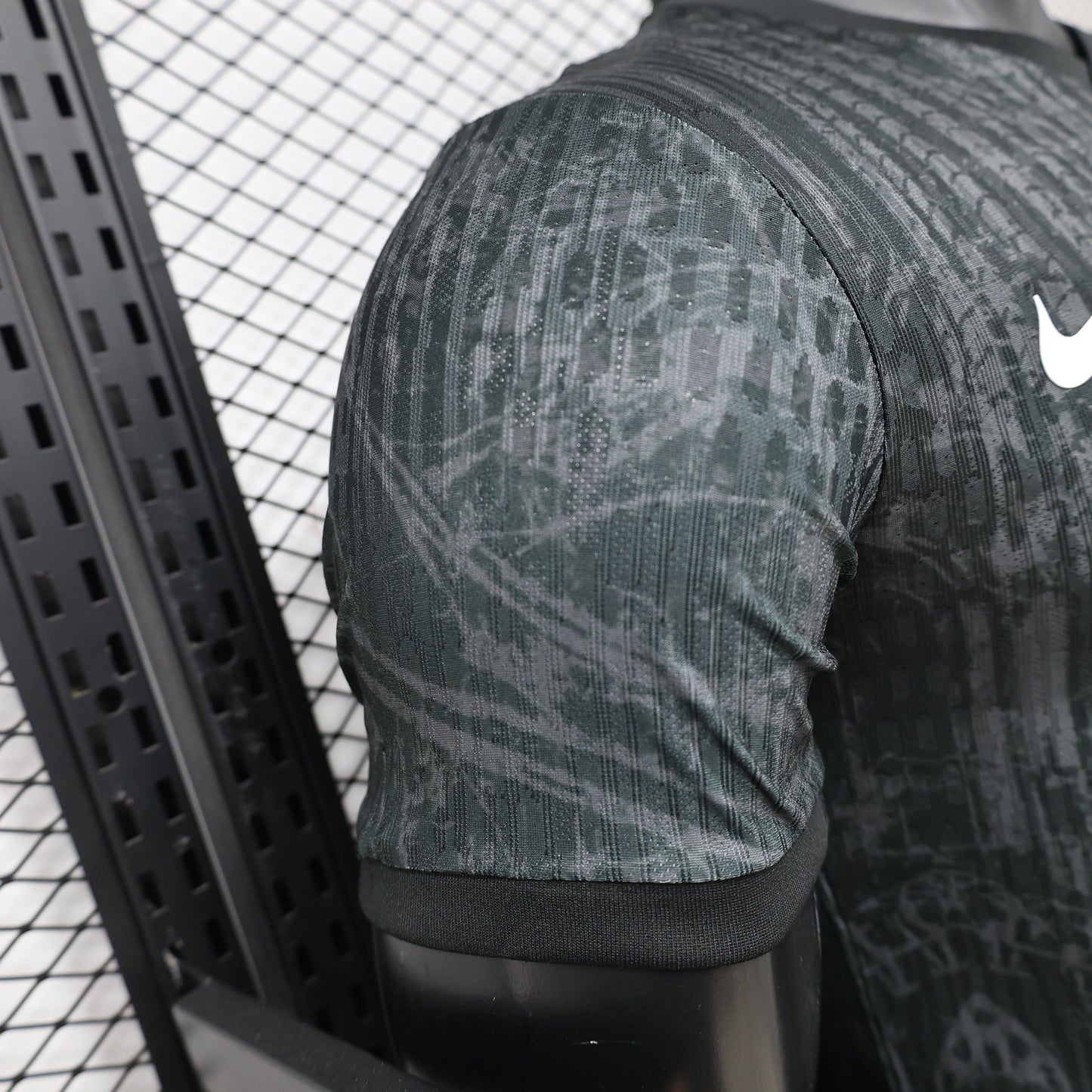 Maillot en édition limitée "Blackout" de Barcelone