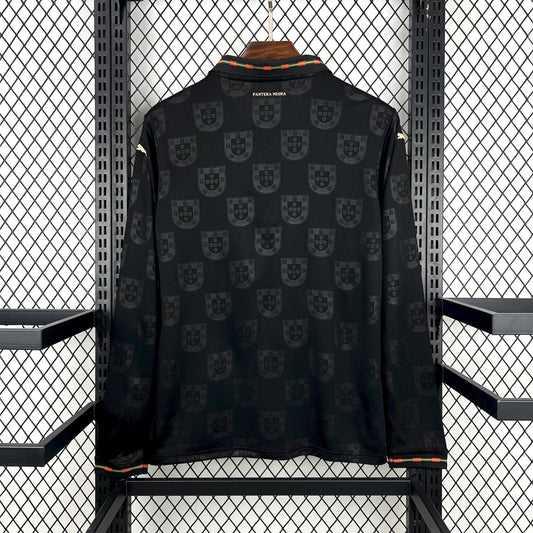 Maglia a maniche lunghe in edizione limitata "Pantera Nera" del Portogallo