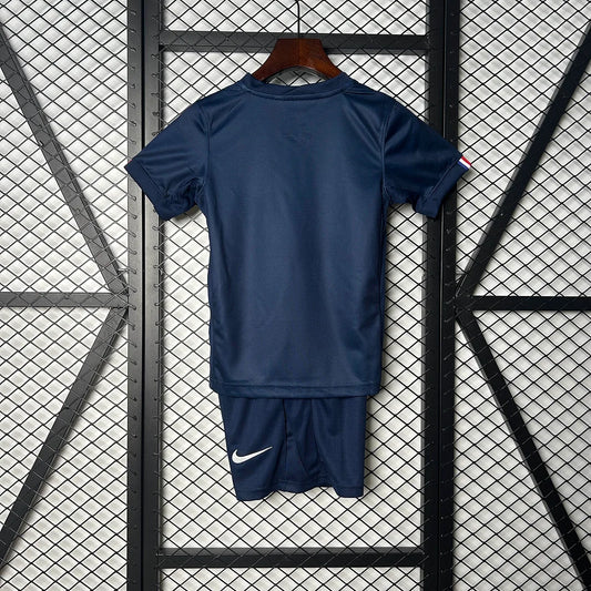 Maillot domicile du PSG 2025/2026 taille enfant