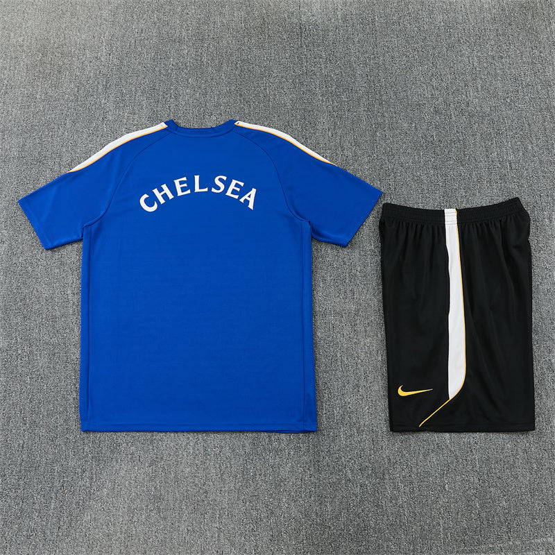 Ensemble bleu Chelsea 2026/2027