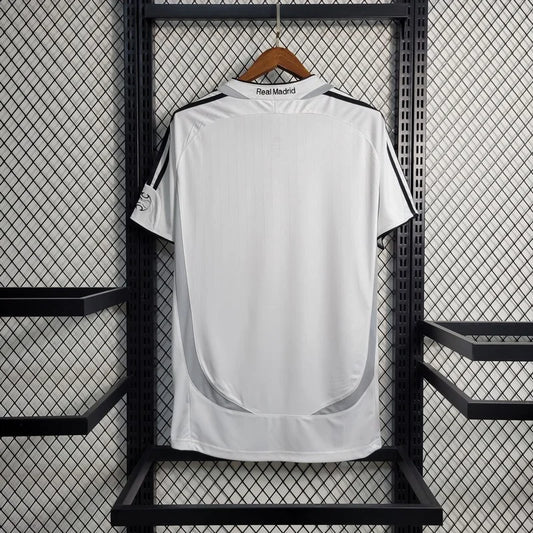 Maillot rétro domicile Real Madrid 2006/2007