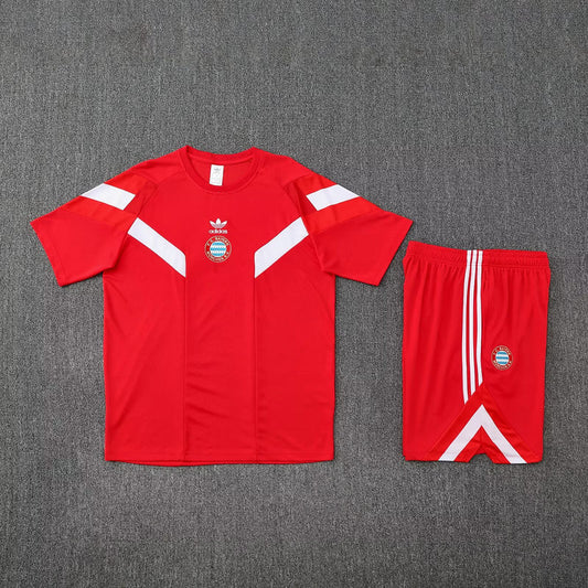 Completo da allenamento Bayern Monaco 2025/2026