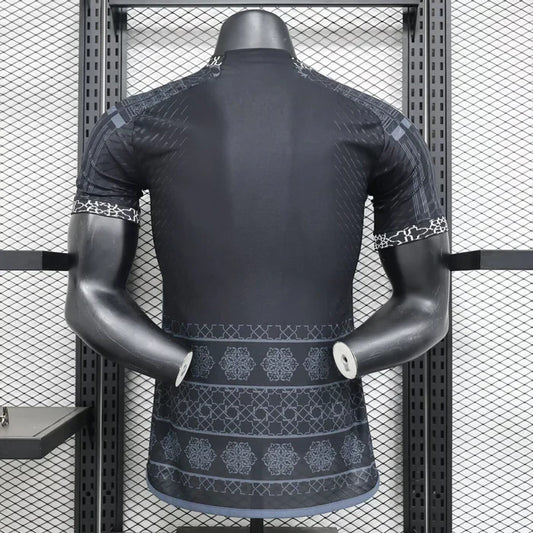 Maglia in edizione limitata "Mosaic Heritage" nera del Real Madrid