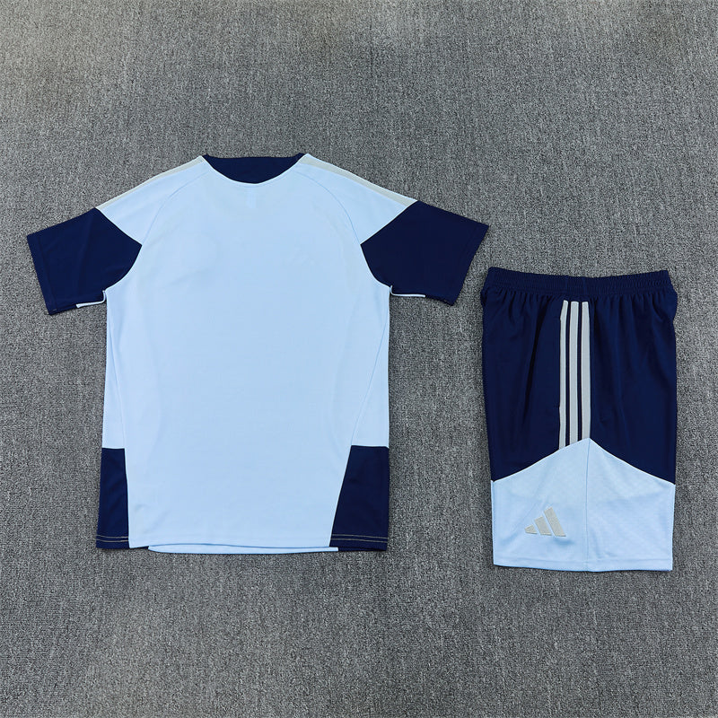 Completo Ajax Celeste 2026/2027