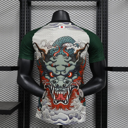 Giappone, maglia in edizione limitata "Ryu no Ikari"