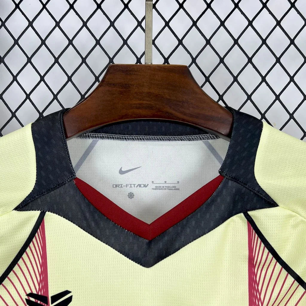 Maglia in edizione limitata "Sunstrike" del Barcellona (patch opzionale)