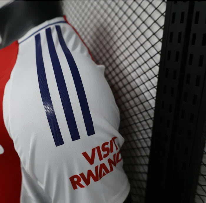 Divisa da casa dell'Arsenal 2024/2025