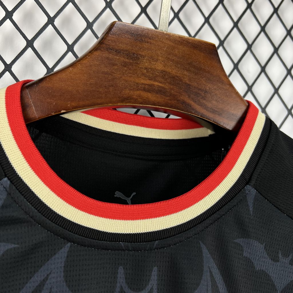Maillot Portugal « Croix d'obsidienne » en édition limitée