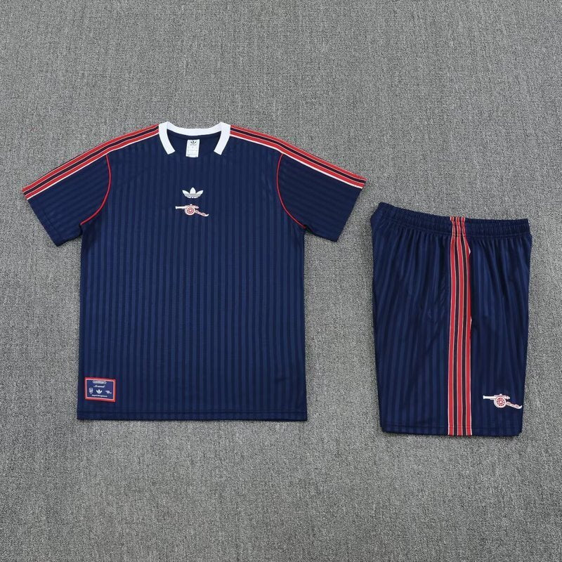 Set allenamento retrò Arsenal