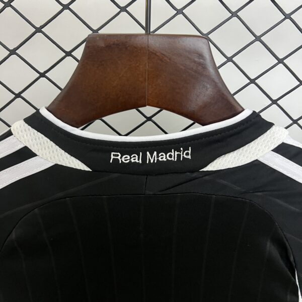 Maillot de foot Real Madrid extérieur rétro 2006/2007 taille enfant