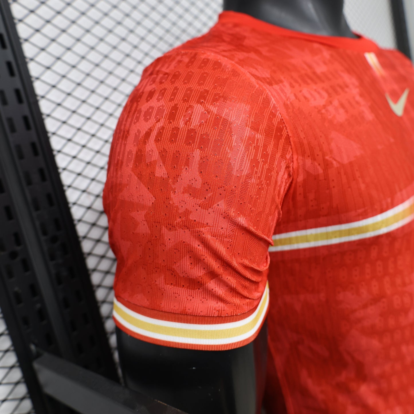Maillot édition limitée Angleterre « Couronne cramoisie »