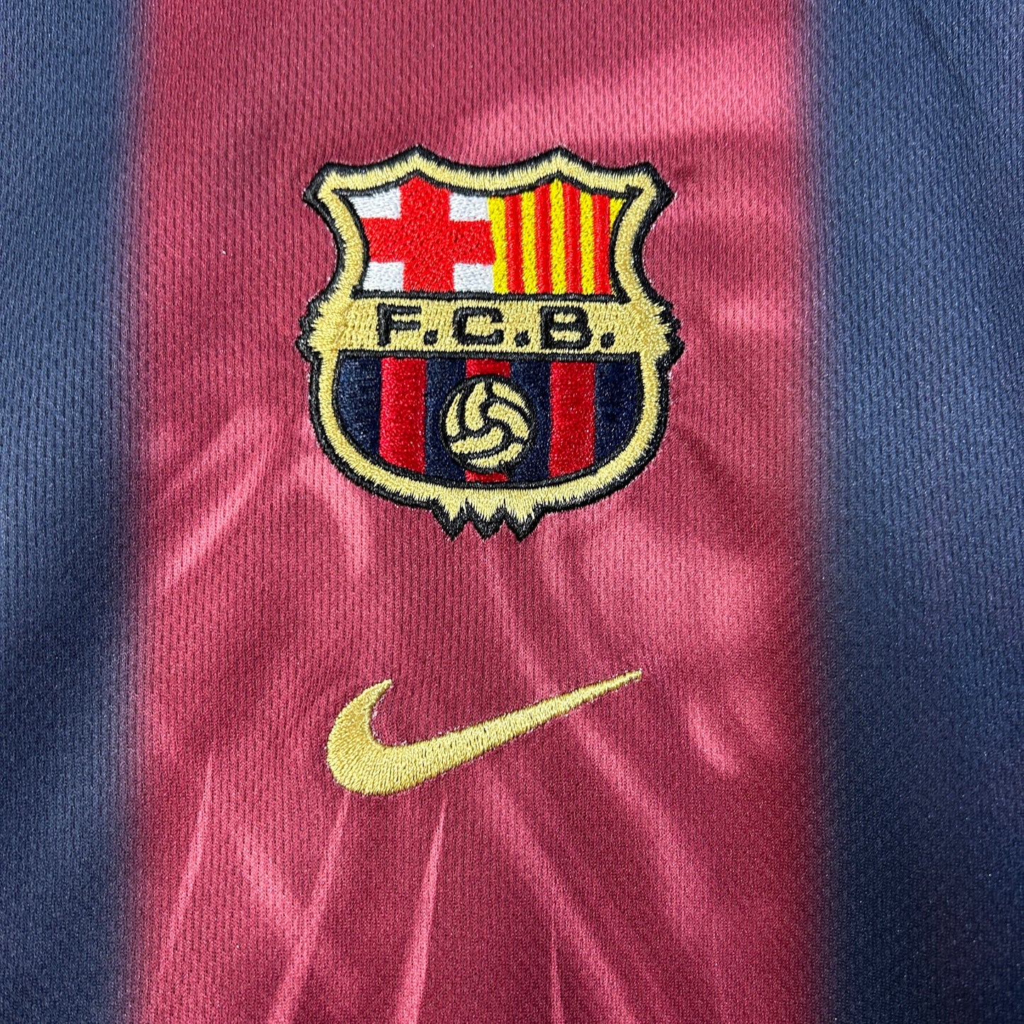 Maillot rétro Barcelone x Travis Scott 2000/2001 Taille Enfant