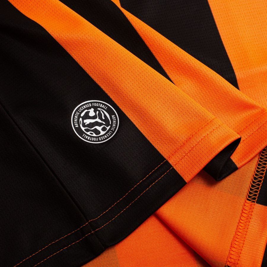 Tenue domicile 2026/2027 du Shakhtar Donetsk