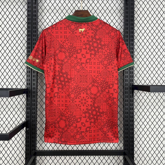 Maillot rouge édition limitée « The Sui » Portugal