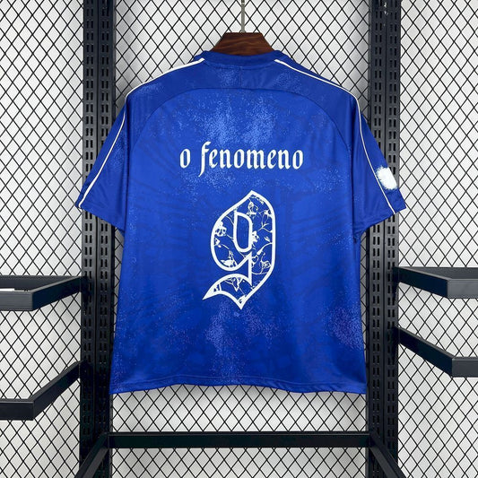 Maillot en édition limitée du Brésil « O Fenomeno »