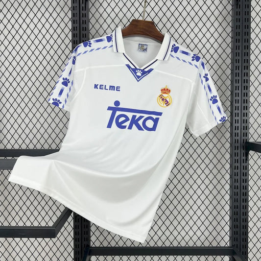 Maillot domicile rétro du Real Madrid 1996/1997