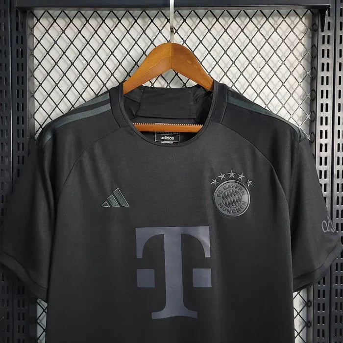 Maillot Bayern Munich "Coal Night" Édition Limitée