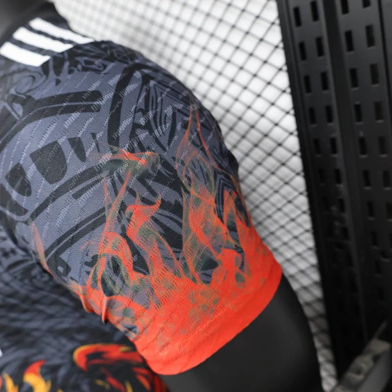 Maillot en édition limitée "Inferno Wyrm" de Liverpool