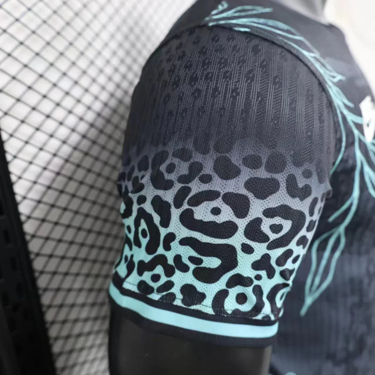 Maillot édition limitée « Nuit dans la jungle » - Brésil