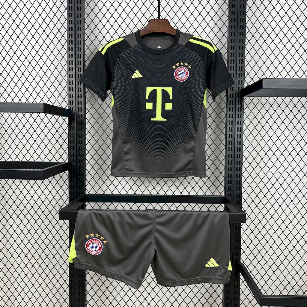 Kit Portiere Bayern Monaco 2025/2026 Taglia Bambino