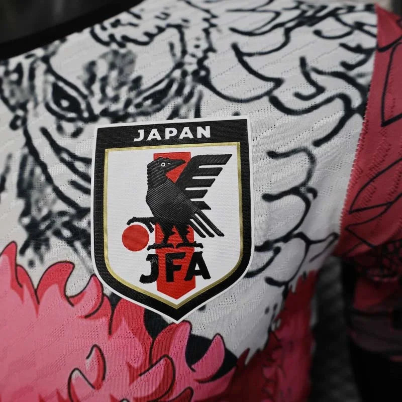 Maillot en édition limitée "Crimson Slash" du Japon