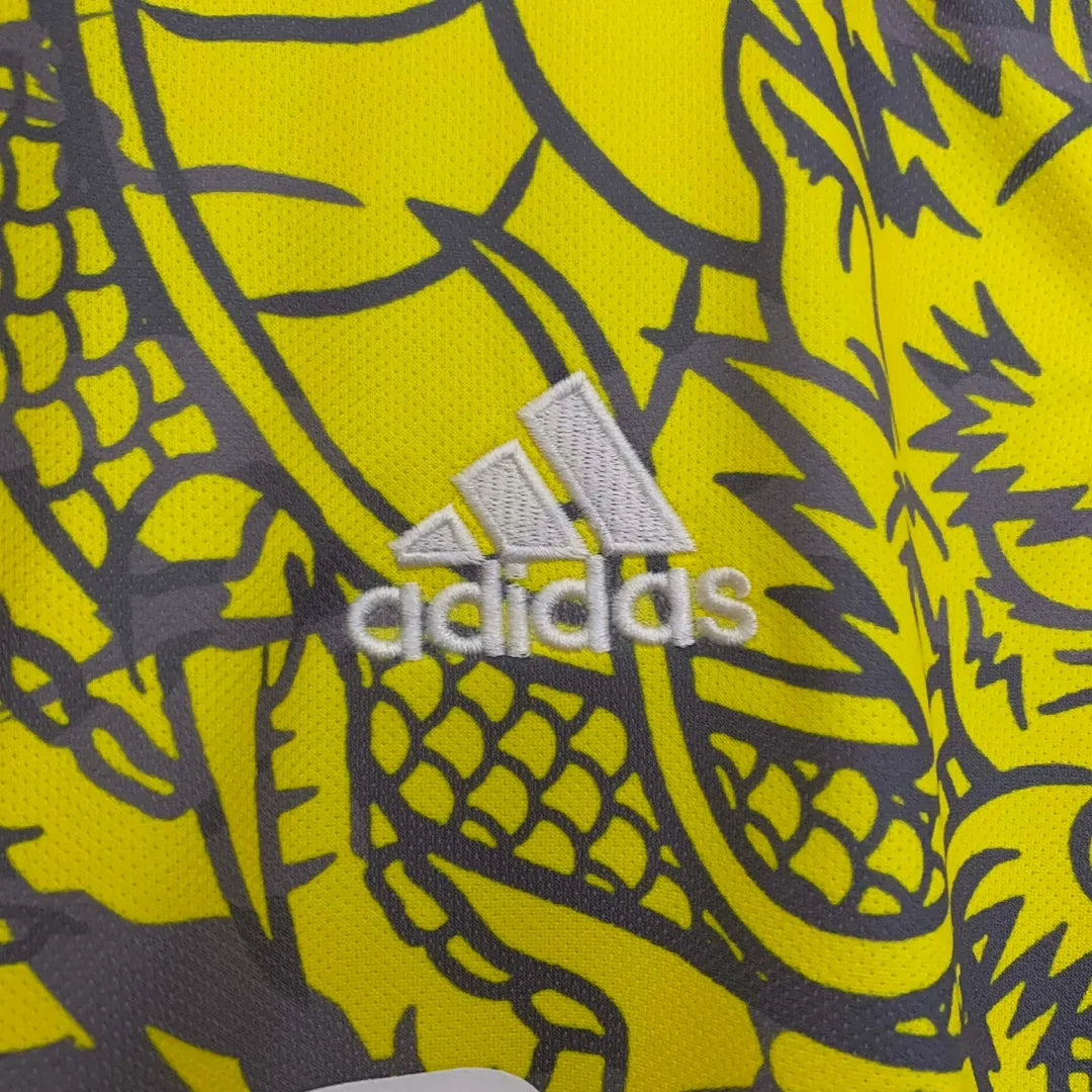 Maglia Limitata Real Madrid "Dragón Amarillo"