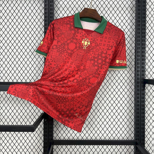 Maillot rouge édition limitée « The Sui » Portugal