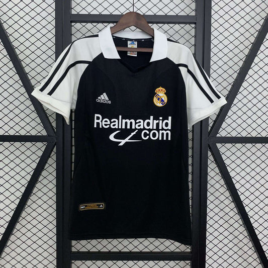 Maillot de football extérieur rétro Real Madrid 2001/2002