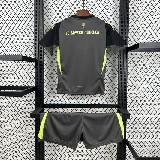 Kit Portiere Bayern Monaco 2025/2026 Taglia Bambino