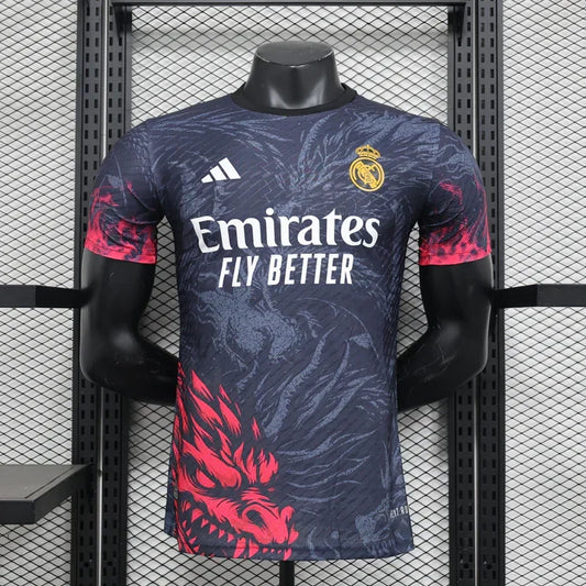 Maglia in edizione limitata "Dragón Escarlata" del Real Madrid