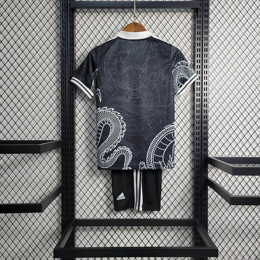 Maillot Real Madrid "Dragón Negro" Édition Limitée Taille Enfant