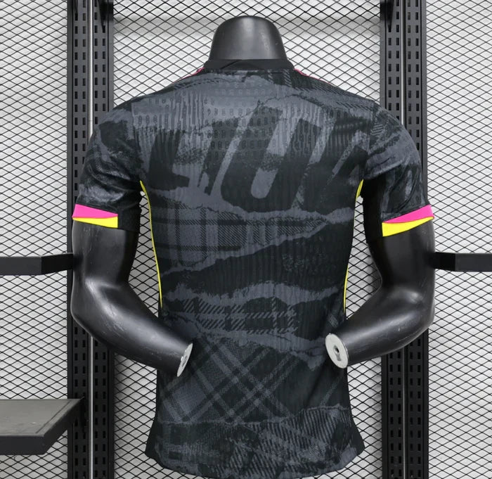 Maillot limité Chelsea "Shadow Edition"