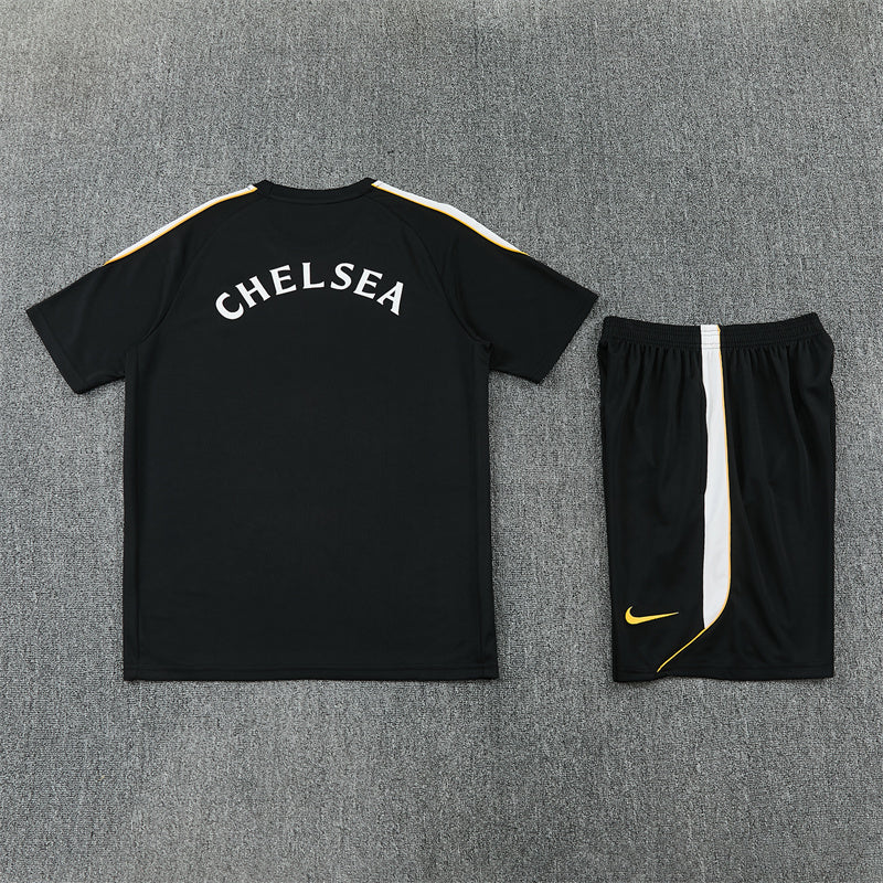 Ensemble noir Chelsea 2026/2027