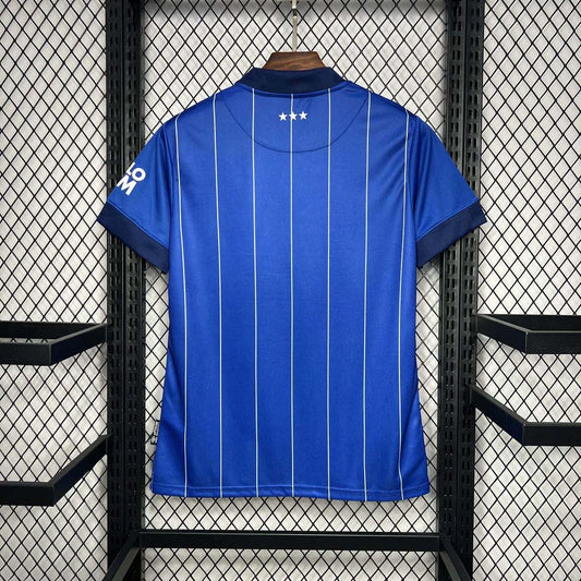 Divisa casalinga dell'Ipswich Town 2024-2025