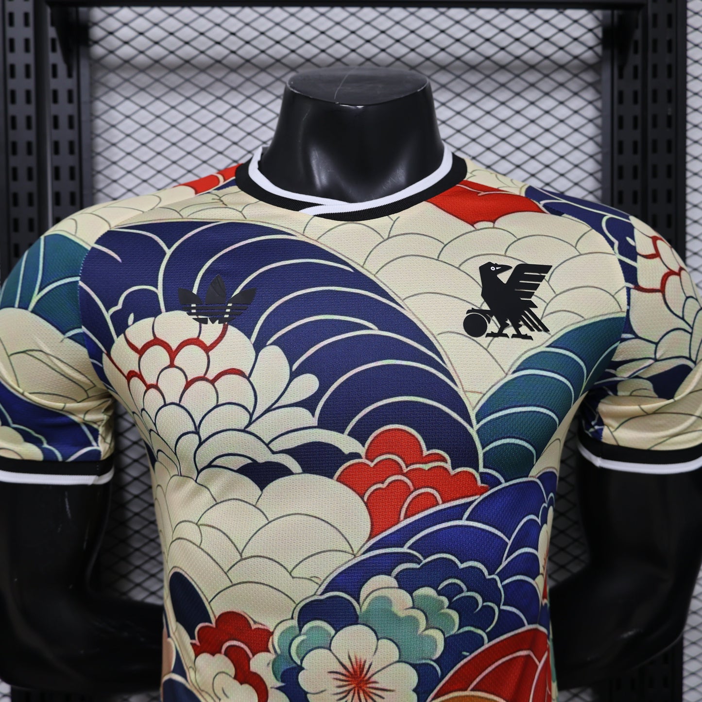 Maillot "Sakura Wave" en édition limitée du Japon