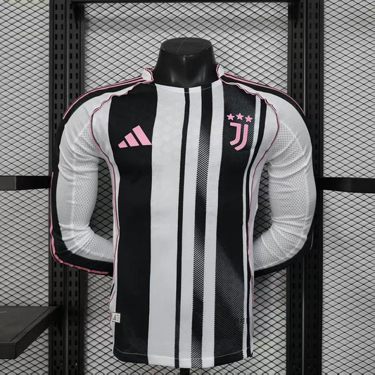 Kit gara Home Juventus 2025/2026 a maniche lunghe