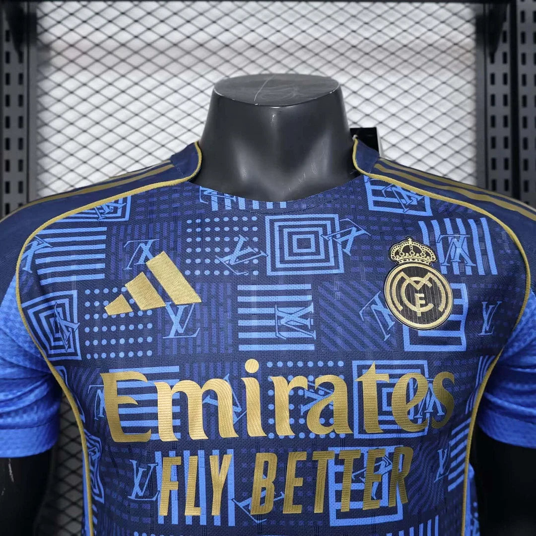 Maillot édition limitée Real Madrid « Pixel Frost »