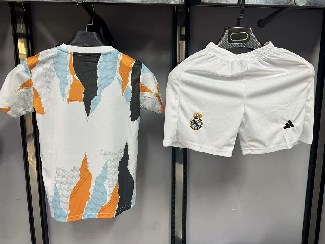 Abbigliamento da allenamento Real Madrid 2025/2026 Taglia bambini