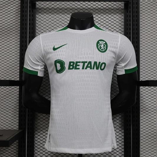 Divisa da trasferta dello Sporting Lisbona per i giocatori 2024-2025