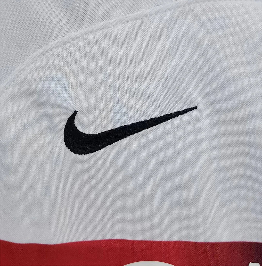 2023/2024 PSG Away Kit