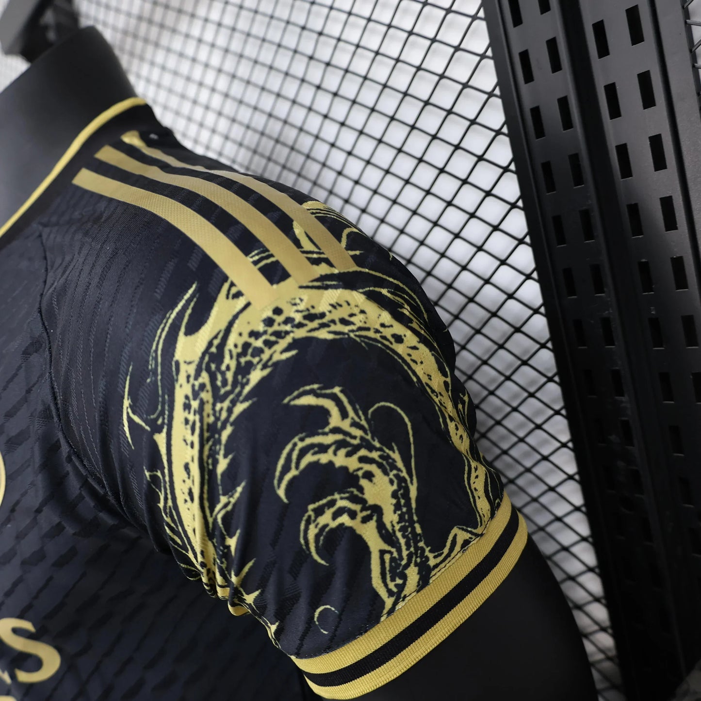 Maglia in Edizione Limitata Real Marid "Oro del Dragón"