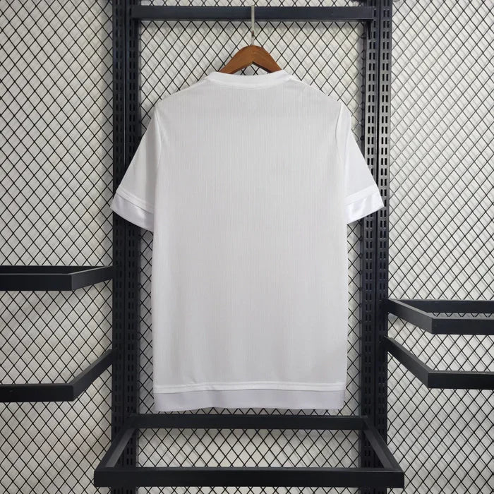 Kit da casa retrò del Real Madrid 2015-2016