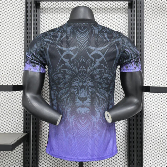 Maglia in edizione limitata "Midnight Roar" del Manchester United