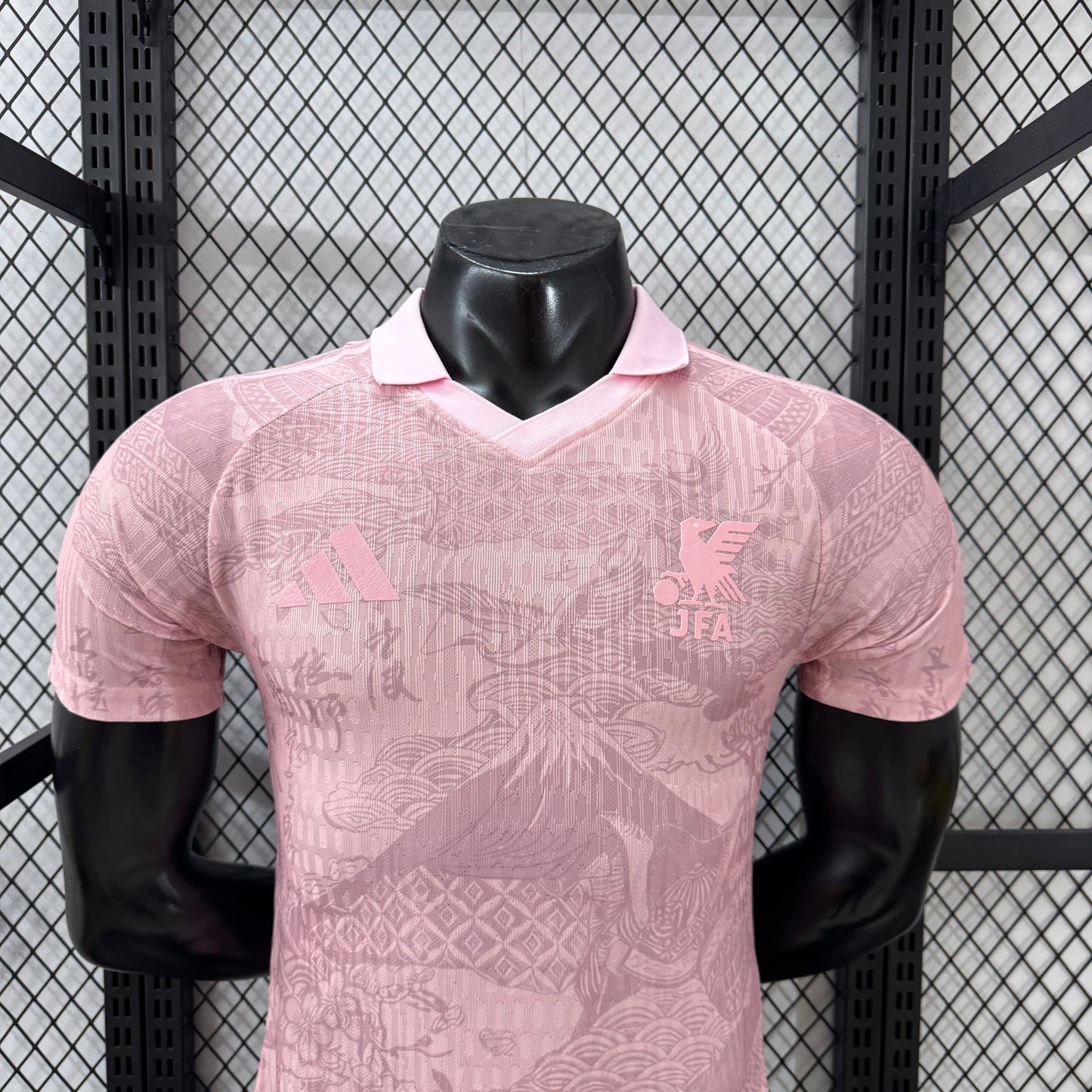 Maglia in edizione limitata "Sakura Mist" del Giappone