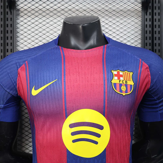Divisa da casa Barcellona 2025/2026