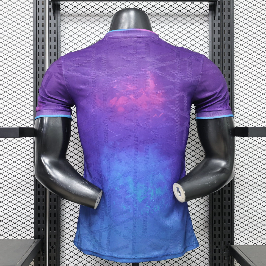 Maillot en édition limitée Amazon Aurora Brésil