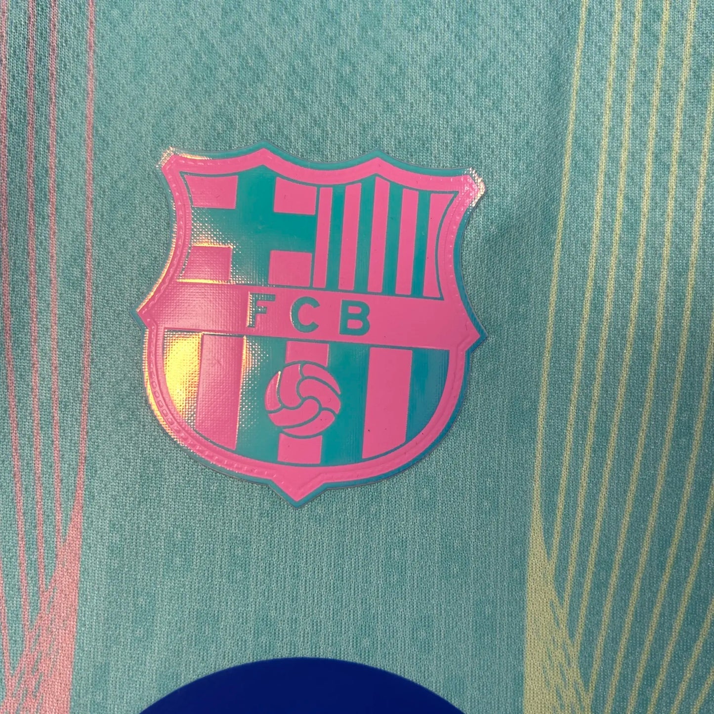 Maillot enfant en édition limitée "Dreamwave" du FC Barcelone