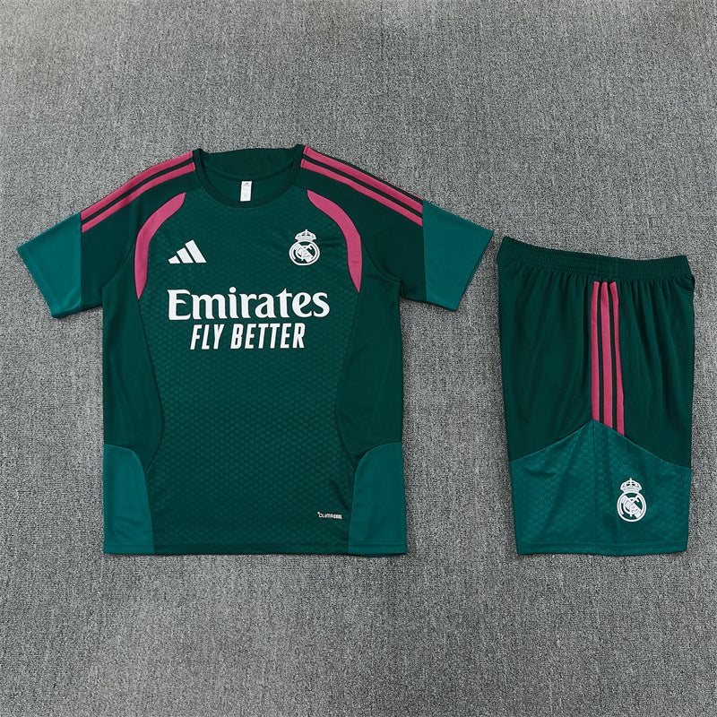 Ensemble vert Real Madrid 2026/2027