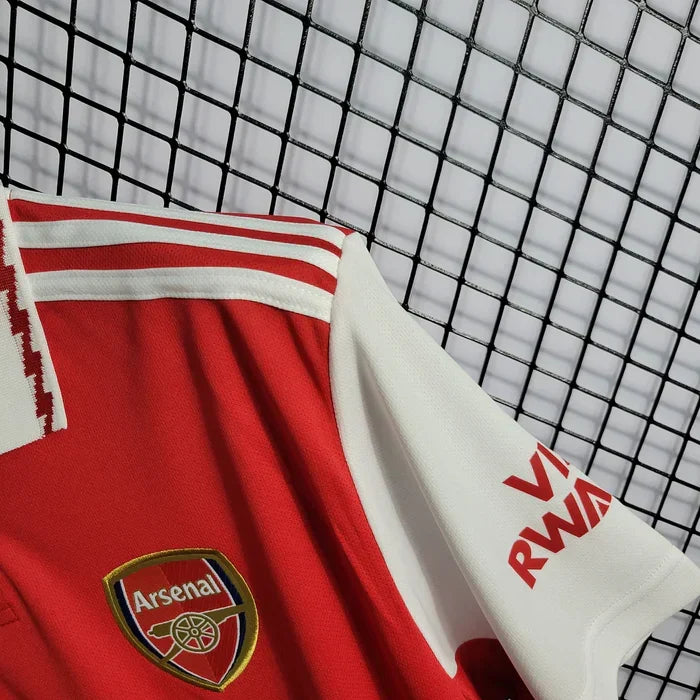 Completo casa dell'Arsenal 2022/2023