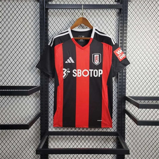 Kit da trasferta del Fulham 2024-2025